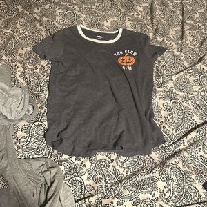 NEEDS TO GO ASAP!! OLD NAVY 2017 HALLOWEEN SHIRT CHILDRENS XL
